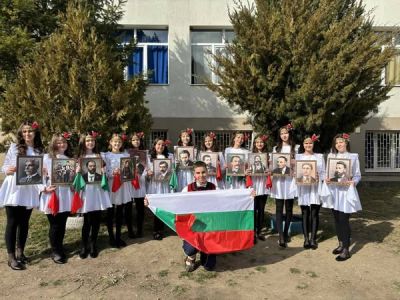 3 март - Ден на Освобождението на България. - СУ Св. Св. Кирил и Методий - Брезница