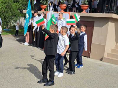 Деня на светите братя Кирил и Методий 24 май 2025 - СУ Св. Св. Кирил и Методий - Брезница